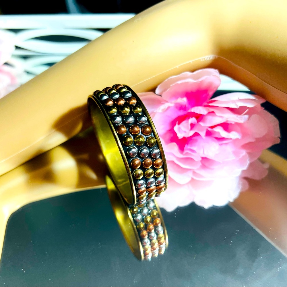 Tricolor metal bracelet